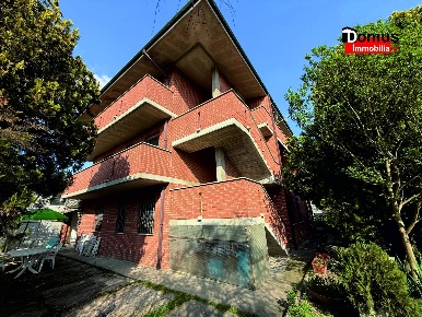 Foto Casa indipendente a Ferrara Fiera - Ferrara Sud di 650 m² in vendita