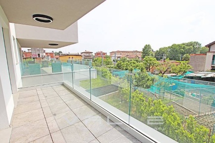 Foto Appartamento in via alle cave, Torre Boldone Centro di 78 m²