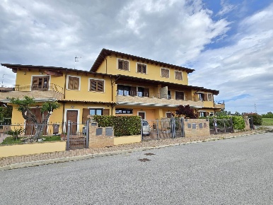 Foto Case semi ndipendenti in VIA DELLE BETULLE 59, Rosciano di 180 m²