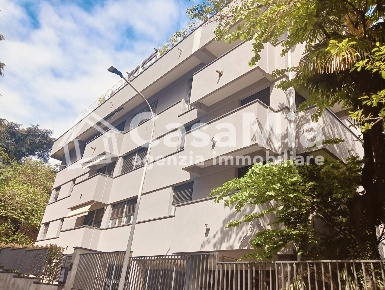 Foto Appartamento in Via Quintino Sella 36, Legnano di 124 m² con 3 locali