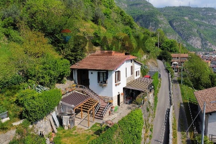 Foto Casa indipendente a Piancogno Piamborno di 125 m² con 4 locali