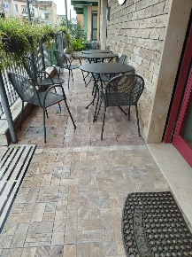 Foto Attività commerciale a Piedimonte San Germano Centro di 95 m²