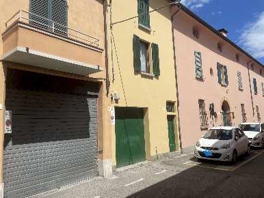 Foto Appartamento in via Venezia 12, Imola Centro Storico di 114 m²
