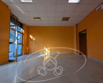 Foto Negozio in via libera n°36-38, Foggia Sant'Anna - Sant'Eligio di 87 m²
