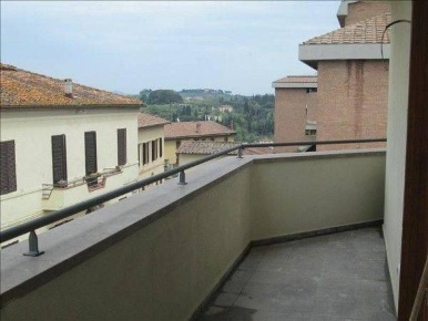 Foto Appartamento a Siena Ravacciano di 70 m² con 2 locali in vendita