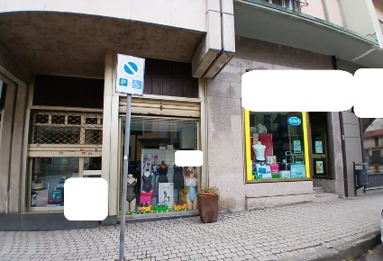 Foto Negozio a Cuorgnè Centro di 157 m² con 2 locali in vendita