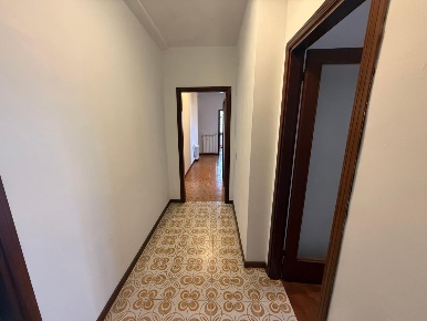 Foto Appartamento a Pisa Pratale di 130 m² con 7 locali in vendita