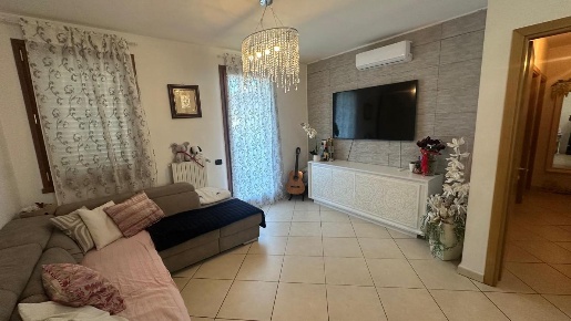 Foto Appartamento a Vinci Centro di 100 m² con 4 locali in vendita
