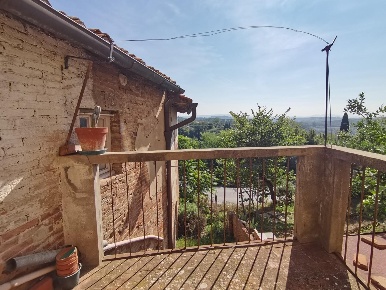 Foto Casa indipendente a Palaia Centro di 355 m² con 10 locali in vendita