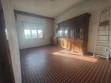 Foto Appartamento a Santo Stefano di Magra Centro di 116 m² con 5 locali