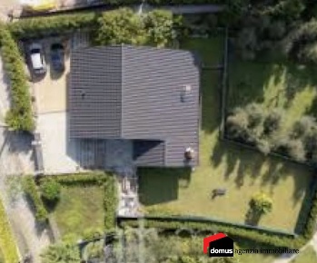 Foto Villa unifamiliare a Zanè di 250 m² con 7 locali in vendita
