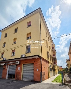 Foto Appartamento a Sant'Agata Bolognese di 115 m² con 4 locali in vendita