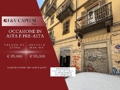 Foto Locale commerciale in Via Sant'Anselmo, Torino San Salvario - Baretti