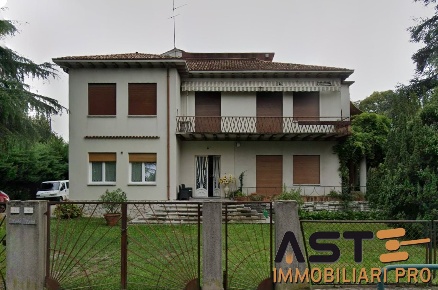 Foto Appartamento in Via Terraglio, Treviso San Zeno con 5 locali