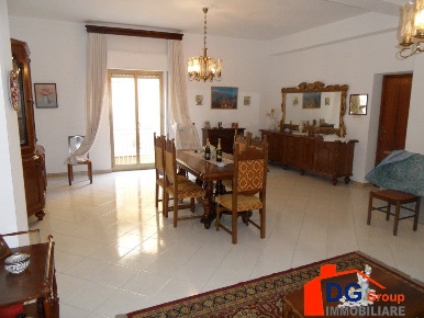 Foto Appartamento a Alcamo di 180 m² con 5 locali in vendita