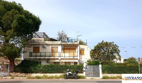 Foto Villa a schiera a Palermo Mondello - Valdesi di 110 m² con 4 locali