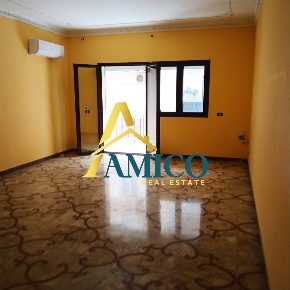 Foto Appartamento in Via La Masa, Bagheria Centro di 161 m² con 6 locali
