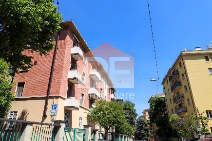 Foto Appartamento in Via Luigi Silvagni, Bologna Murri con 4 locali