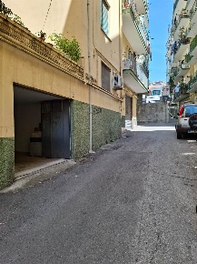 Foto Garage in via Luigi De Marzia 13, Salerno Carmine di 18 m² in vendita