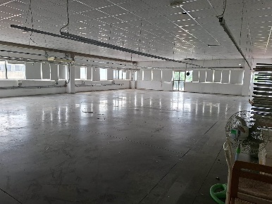 Foto Laboratorio a Lastra a Signa Stagno di 250 m² con 1 locali in vendita
