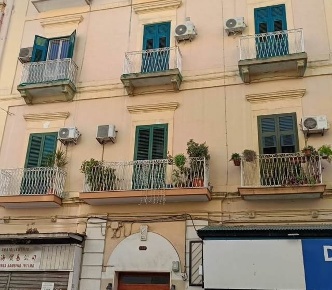 Foto Appartamento in VIA MAZZINI 138, Taranto Borgo di 89 m² con 3 locali