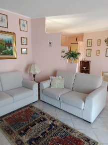 Foto Appartamento a Poggibonsi di 120 m² con 5 locali in affitto
