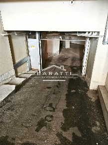 Foto Garage a Mantova Centro di 5 m² con 1 locali in vendita