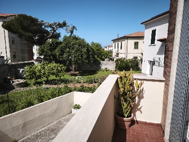 Foto Appartamento a Livorno Antignano - Banditella di 92 m² con 3 locali