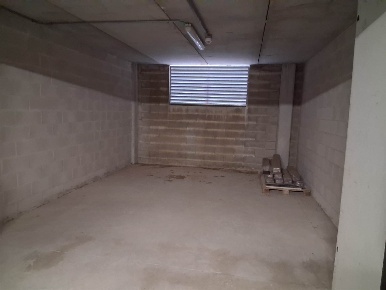 Foto Garage in via clark, Salerno Arbostella - Arechi di 28 m² con 1 locali