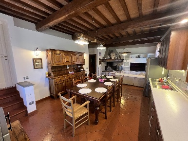 Foto Appartamento a Greve in Chianti Ponte Agli Stolli di 155 m² in vendita