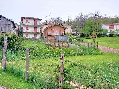 Foto Case semi ndipendenti a Zeri di 130 m² con 7 locali in vendita