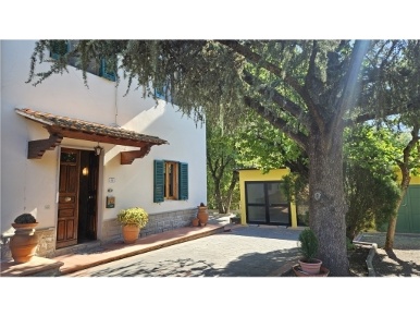 Foto Villa unifamiliare in VIA POGGIO PIEDI, Empoli Martignana - Piazzano