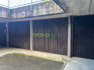 Foto Box in Via Serenella, Desio di 14 m² in vendita