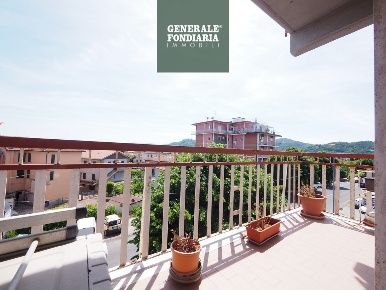 Foto Appartamento a Bolano di 100 m² con 4 locali in vendita