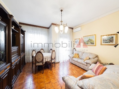 Foto Appartamento a Cernusco sul Naviglio di 77 m² con 3 locali in vendita