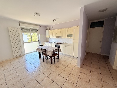 Foto Appartamento in Via Gavazzeni, Romano di Lombardia di 78 m² in vendita