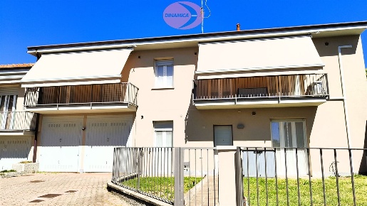 Foto Appartamento in Via Don D. Colli, Triuggio Tregasio di 128 m²