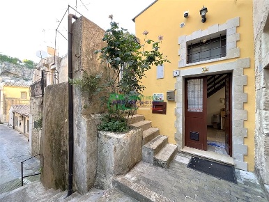 Foto Case indipendenti in Vico Cappello, Modica Modica Bassa di 45 m²