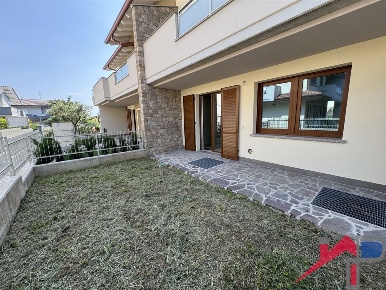 Foto Appartamento a Bonate Sopra Centro di 82 m² con 3 locali in vendita