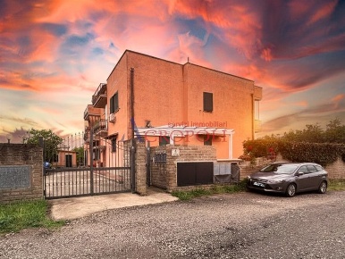 Foto Appartamento in via Cissone, Roma Osteria Nuova con 3 locali