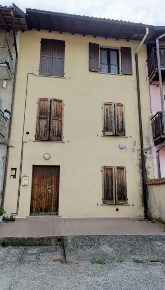 Foto Appartamento a Almenno San Bartolomeo di 48 m² con 3 locali in vendita