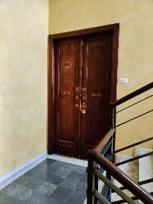 Foto Appartamento a Milano Rogoredo di 107 m² con 5 locali in vendita
