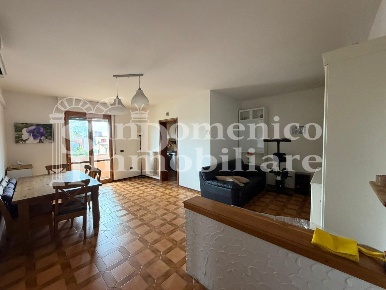 Foto Appartamento a Cascina Semicentro di 80 m² con 4 locali in vendita