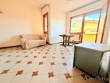 Foto Appartamento a Massa Marina di Massa Centro di 65 m² con 3 locali