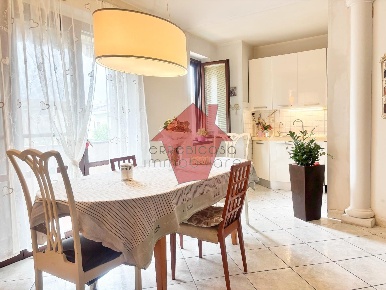 Foto Appartamento a Montelupo Fiorentino Centro di 121 m² con 5 locali