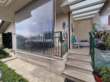Foto Appartamento a Carrara Marina di Carrara di 60 m² con 2 locali