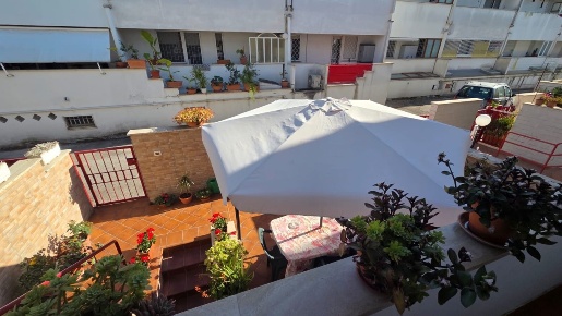 Foto Villa a schiera in via delle arene, Terracina di 120 m² con 6 locali