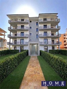 Foto Appartamento a Orta di Atella di 115 m² con 4 locali in vendita