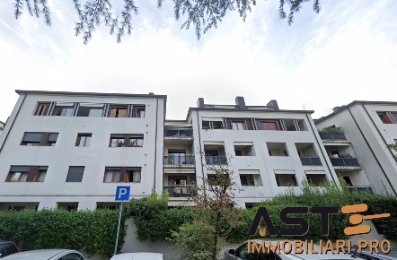 Foto Appartamento in Via Siora Andriana del Vescovo, Treviso di 167 m²