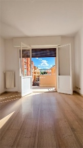 Foto Appartamento a Bologna di 98 m² con 4 locali in vendita